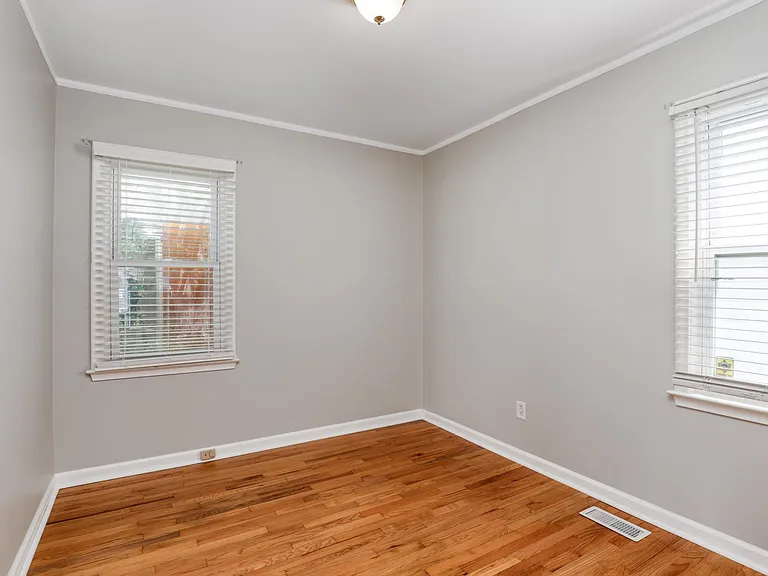 7003 Continental Ave — Photo 12