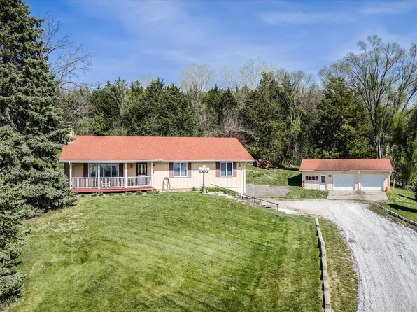 1982 Melody Oaks Trl, Missouri Valley, IA 51555