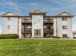3060 Wilson Ave SW APT 3, Cedar Rapids, IA 52404