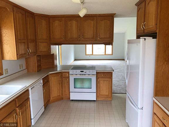5th image of 105 Girgen Dr