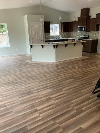 4 bed, 1843 sqft, $2,500 — Photo 4