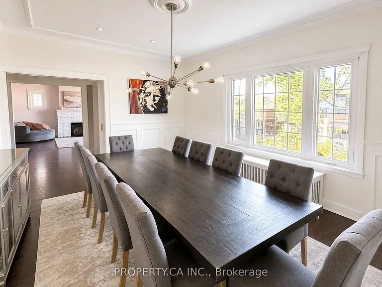 460 Oriole Pkwy #UPPER — Photo 3
