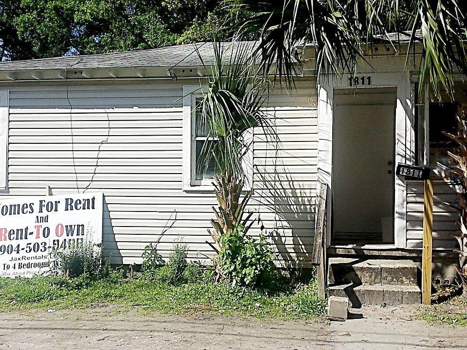 1st image of 1811 W 26th St