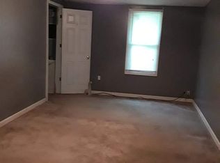 1621 N 14th St, Herrin, IL 62948