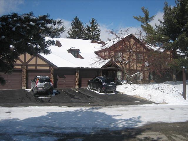1st image of 1714 Lakecliffe Dr APT C