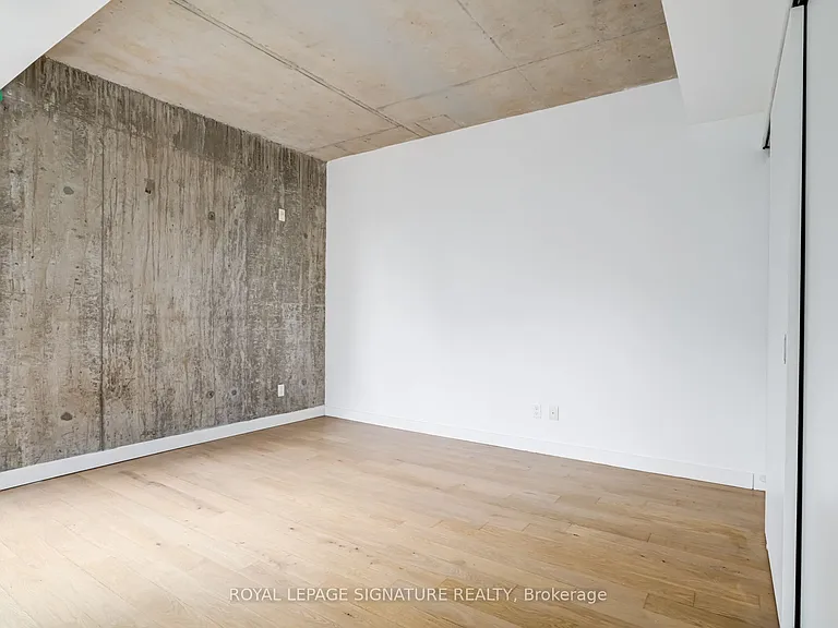 90 Broadview Ave #717 — Photo 15