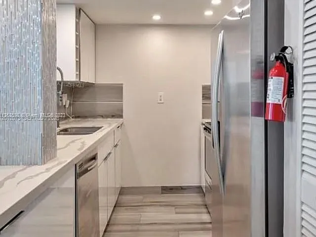 1717 Bayshore A1448 Dr — Photo 19