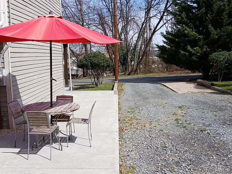 1303 Kimball Ave — Photo 9