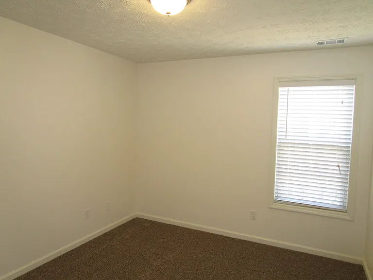 2325 Carlysle Cove Dr — Photo 9