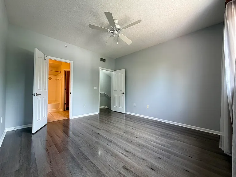 2010 Alta Meadows Ln #209 — Photo 16