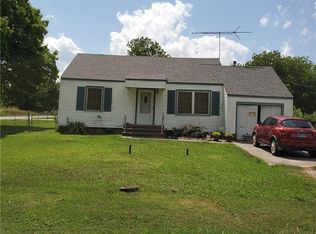 1011 S Canadian Ave, Purcell, OK 73080