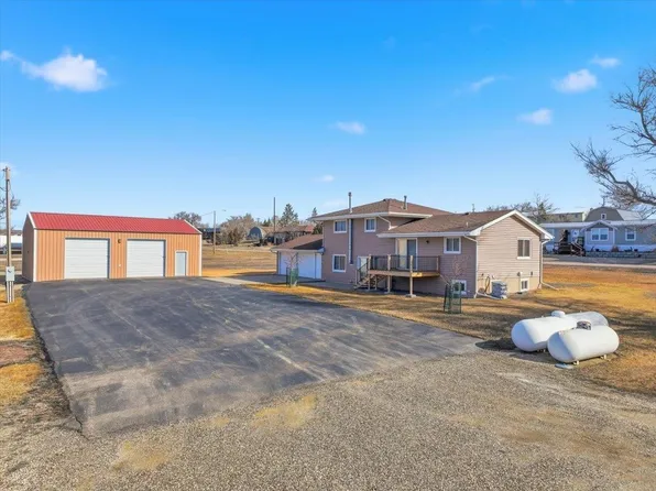 603 1st St E, Buffalo, SD 57720