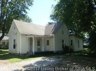 210 Spring Grove Ave, Salem, IN 47167