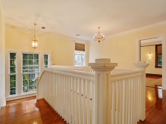 5th image of 2450 1/2 Burgundy St