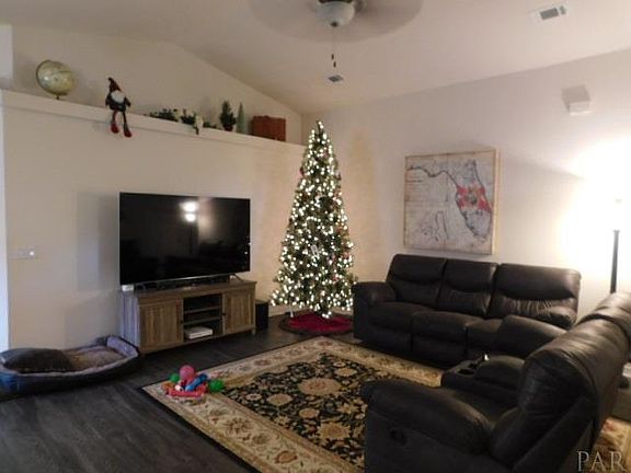 5th image of 5660 Peach Dr