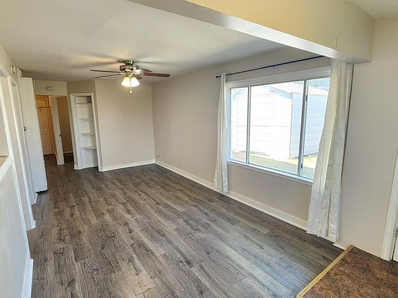 4th image of 419 W Broadway St