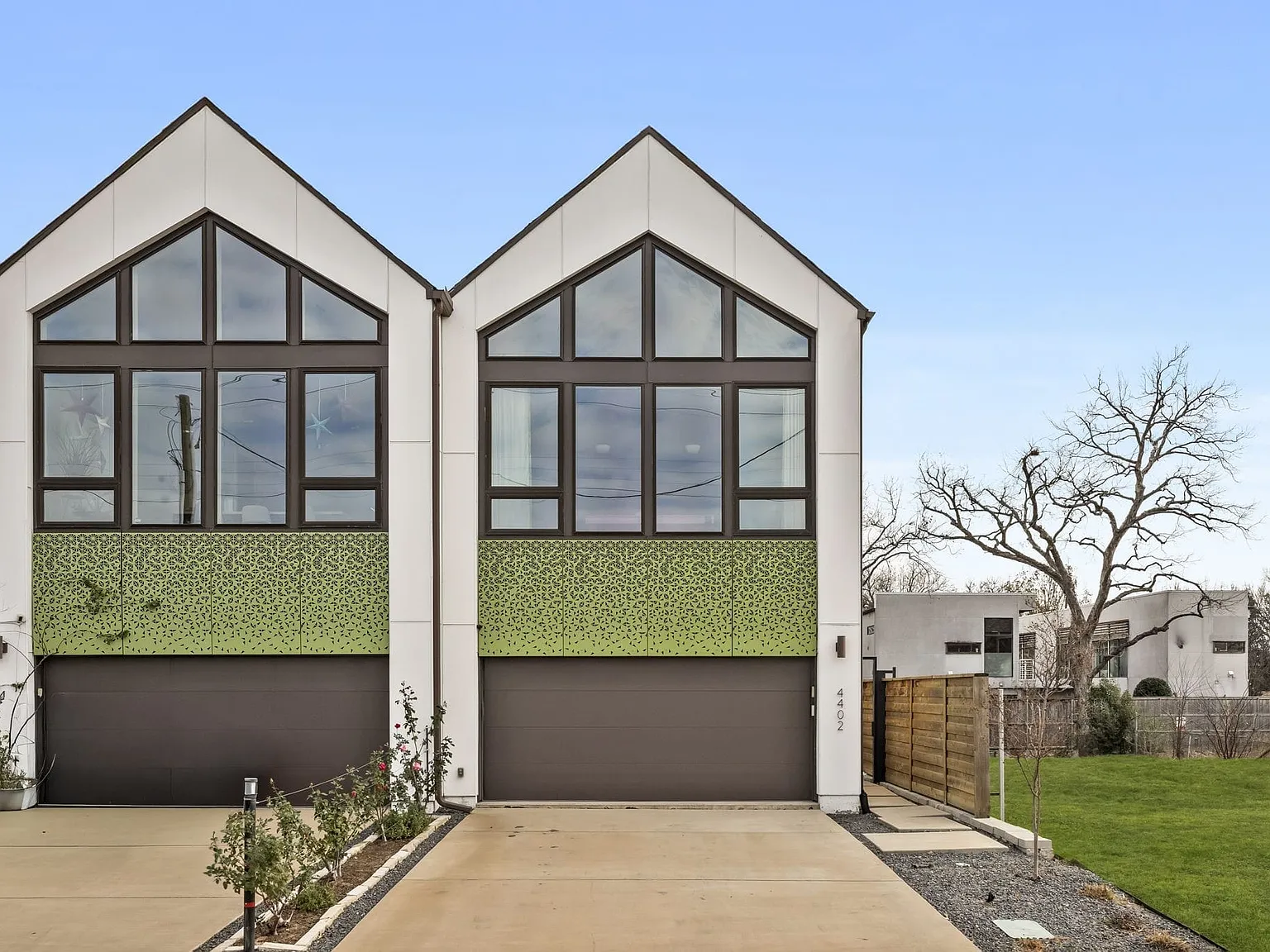 3 bed, 2.5 bath, 2500 sqft, $4,500 — Photo 2