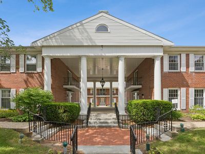 179 Pine Street #1B, Portland, ME, 04102