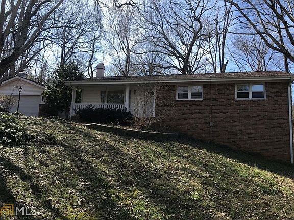 2nd image of 509 Los Alamos Pl #2