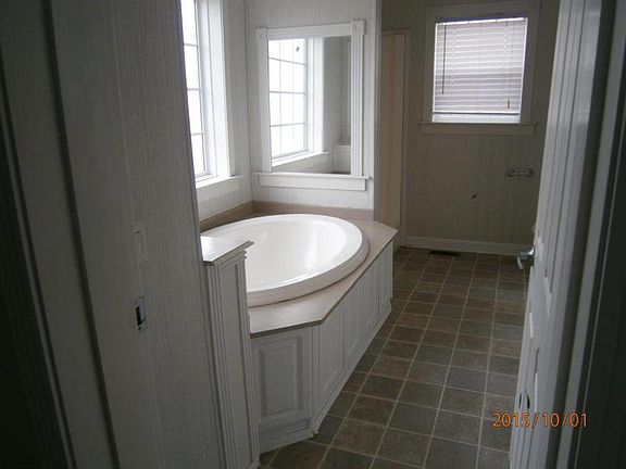 5th image of 2071 County Road 298