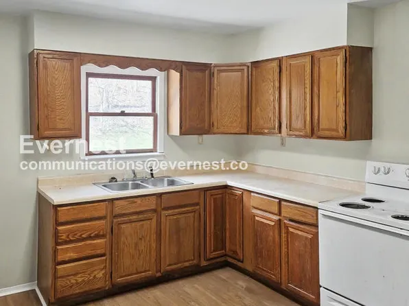 193 Glenn St #E, Frostburg, MD 21532