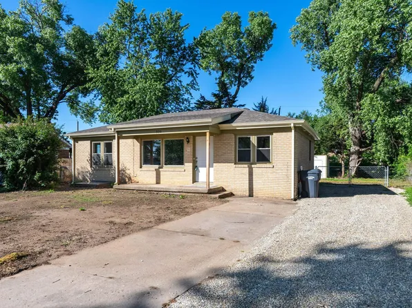 309 Fager Dr, Haysville, KS 67060