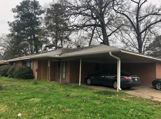 901 Pine Tree Dr, Shreveport, LA 71106