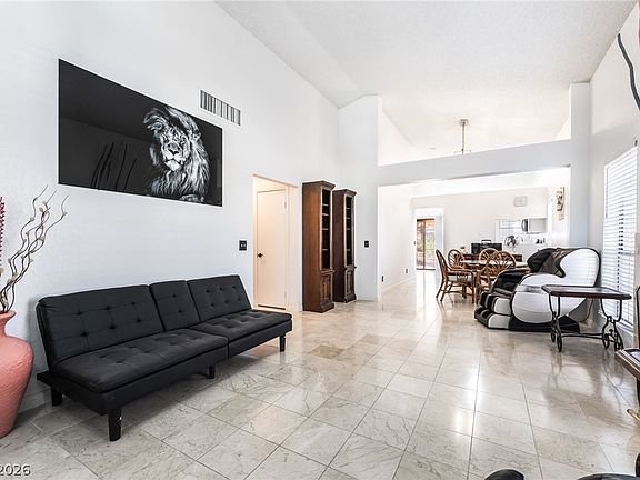 3rd image of 4837 Maryvale Dr