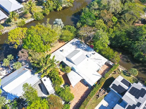 3113 Basin ST, NAPLES, FL 34112