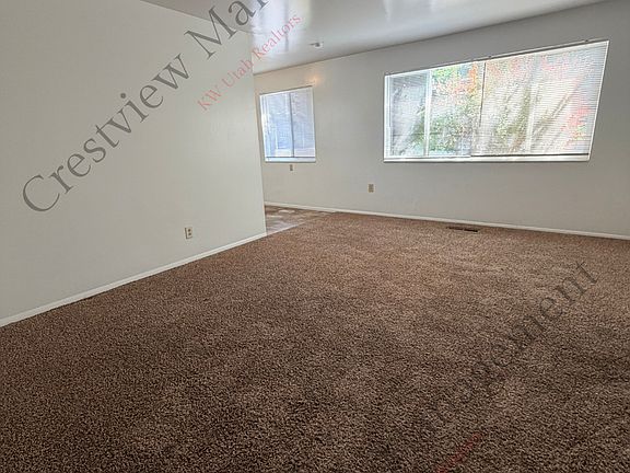 4th image of 549 E Stringham Ave #B