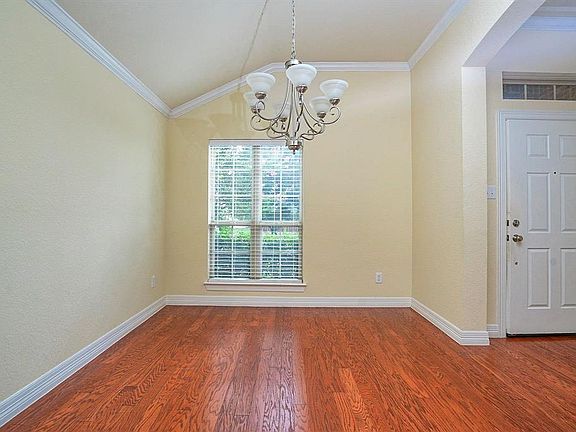3rd image of 604 Turnstone Dr
