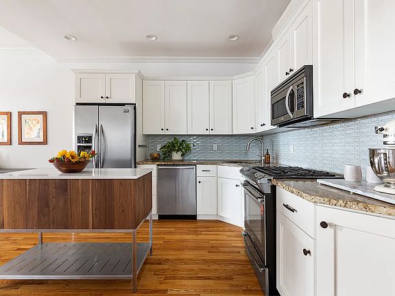 5th image of 177 14th St #3