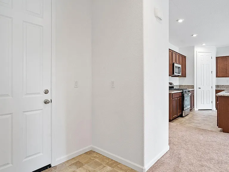 306 Mercantile St — Photo 12