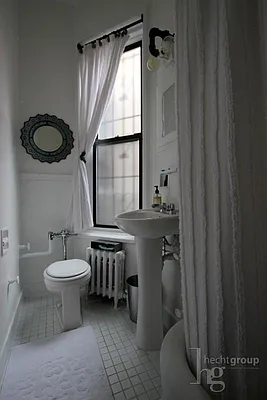 Rented by Hecht Group | media 19