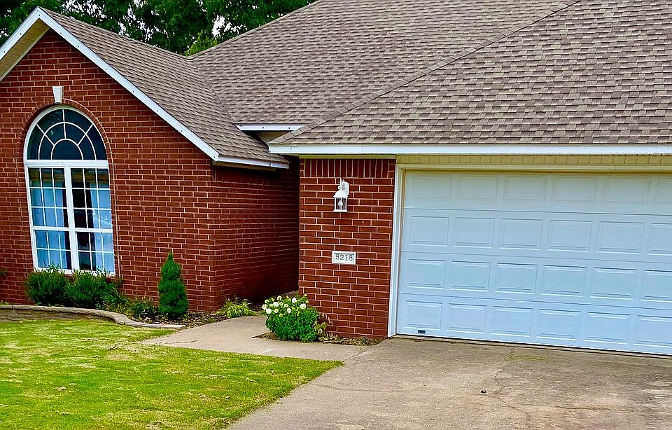1st image of 5218 S 62nd St