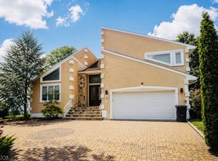 26 BENJAMIN DR, Springfield Twp., NJ 07081