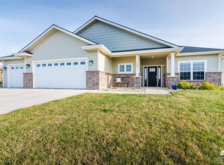 5308 Macnaughten Dr, Manhattan, KS 66503