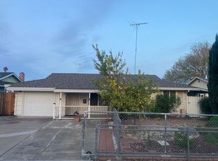 7148 Arutas Dr, North Highlands, CA
