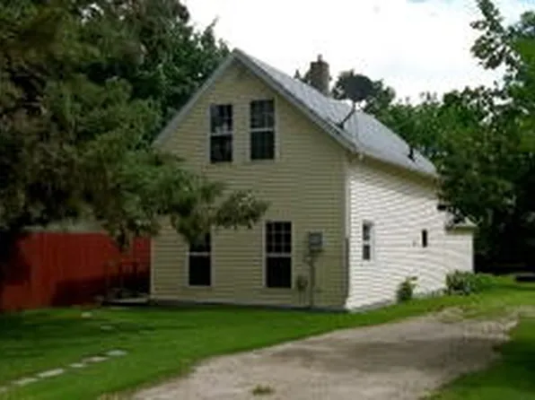 621 Joseph St, Hawley, MN 56549