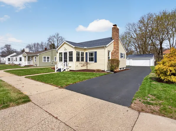 756 Elmwood Ave, Jackson, MI 49203