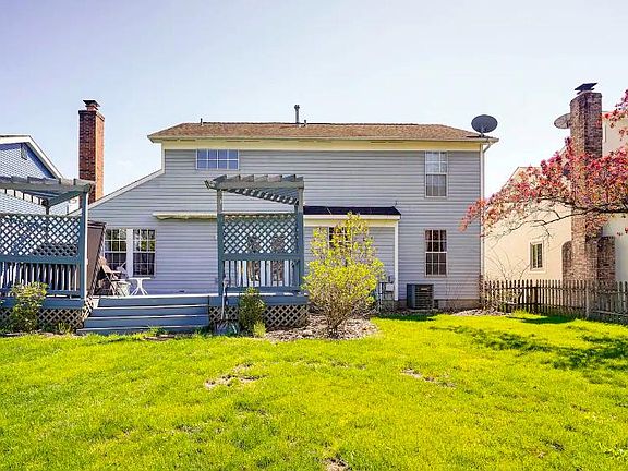 2nd image of 472 Waring Way
