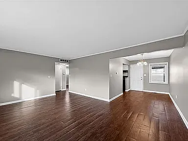 4635 Owens Dr — Photo 3