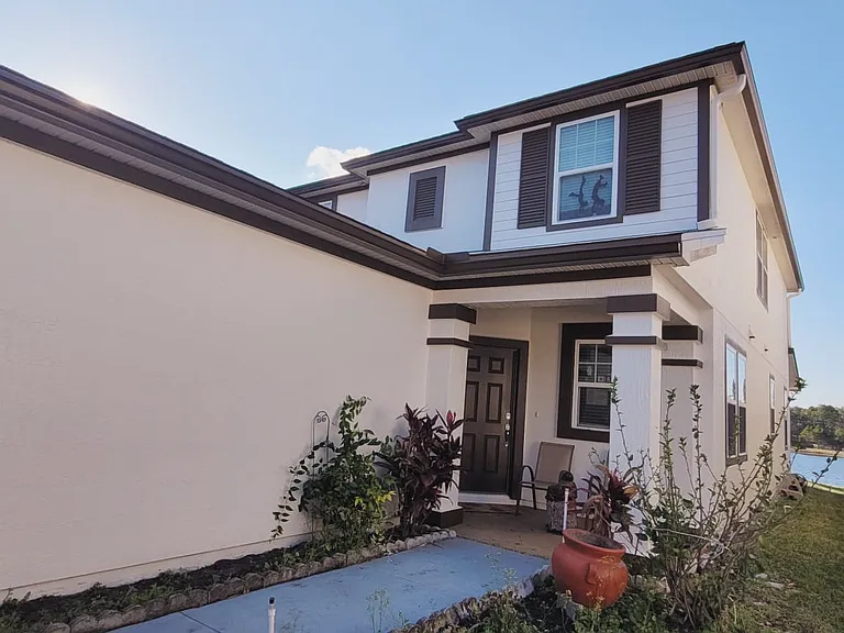 508 Howland Dr — Photo 3