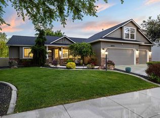 3894 N Rhodes, Meridian, ID 83642