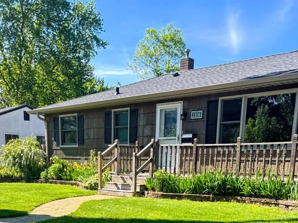 1316 Oak St W, Stillwater, MN 55082