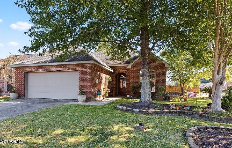 1st image of 107 Quiet Meadows Dr