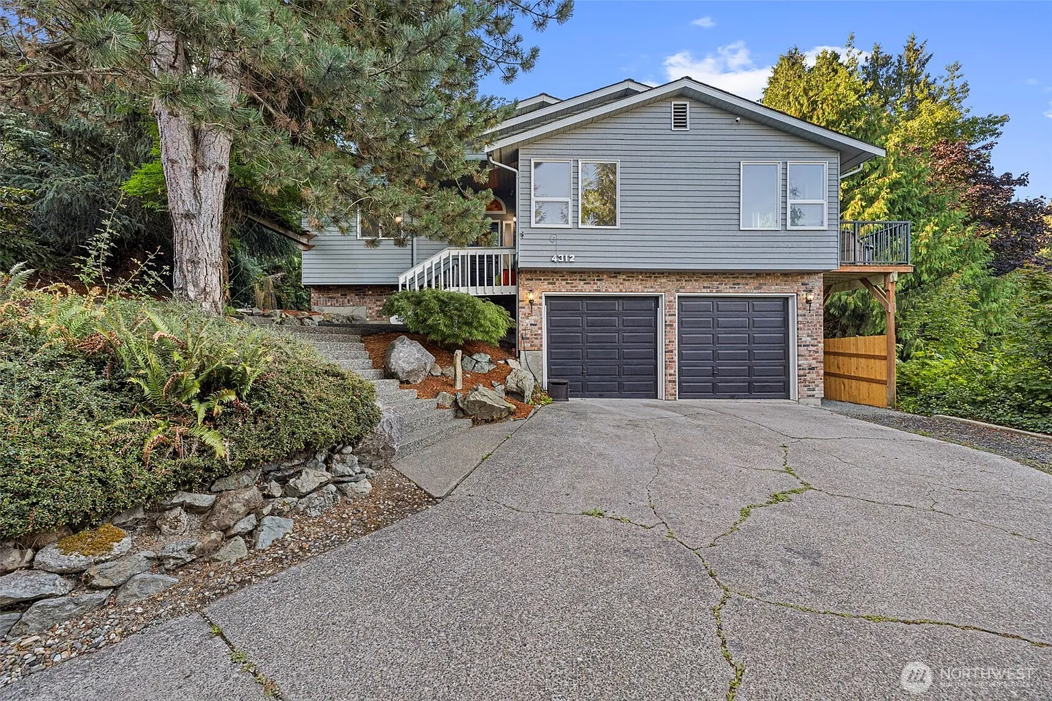 4312 Kiowa Drive photo 1