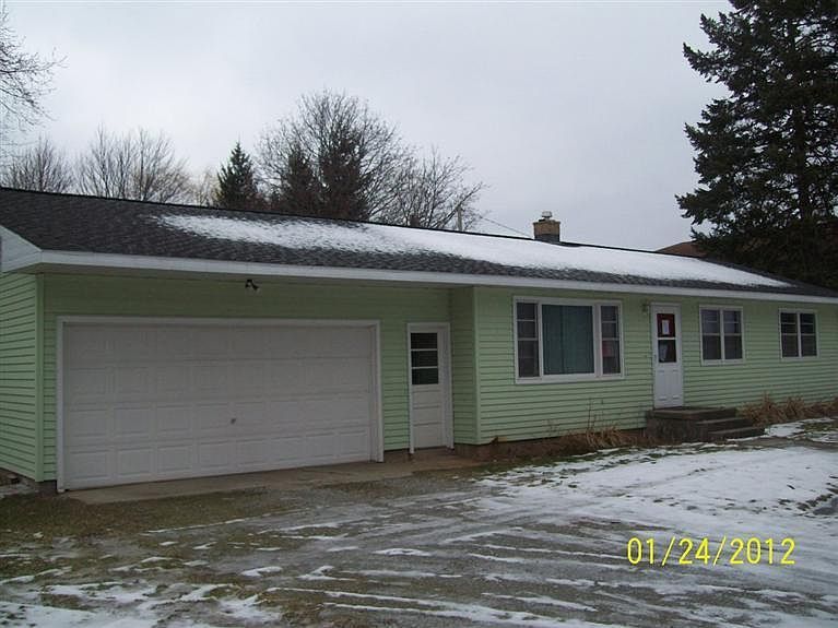 1st image of 113 Maynard Ave NW