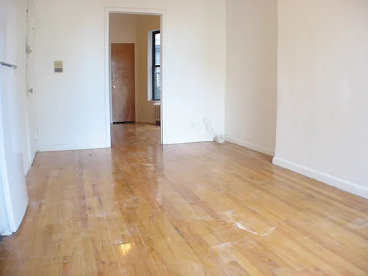 Rented by Glasser Realty LLC | media 14