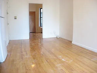 Rented by Glasser Realty LLC